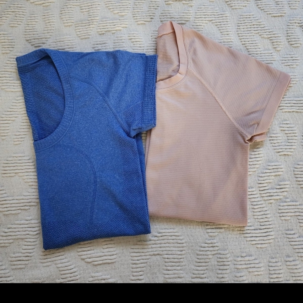 ❤️SOLD❤️ Lululemon Swiftly Tech Short Sleeve Shirts Lot of 2!! - Picture 6 of 6